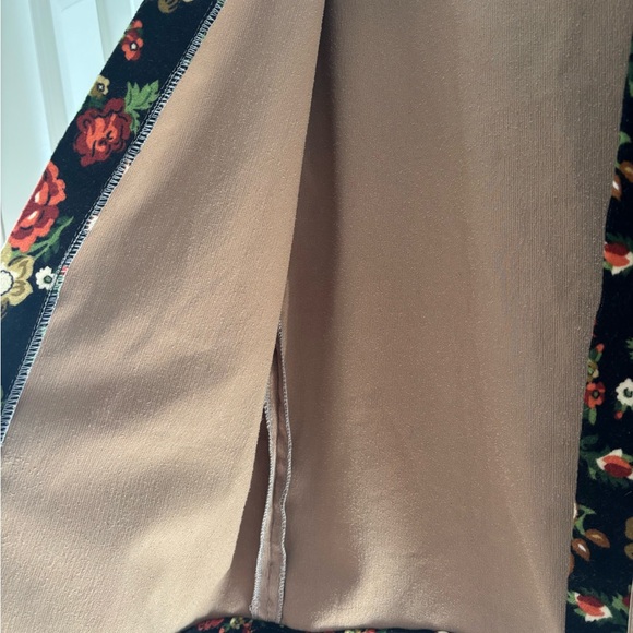 Floral Trim Tan Cardigan - Picture 4 of 9